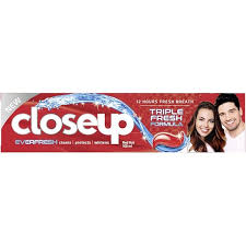CLOSE UP 100ML الاحمر